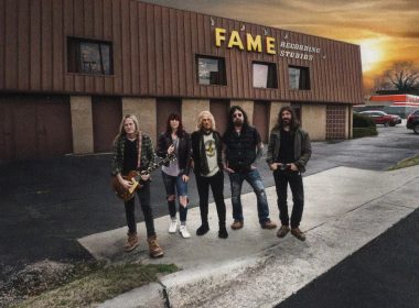 The Dead Daisies revisitent John Lee Hooker avec une reprise explosive de "Boom Boom"